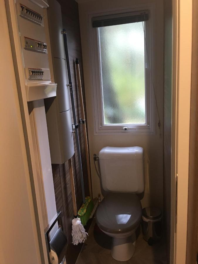 Mobilhome Familial 6 A 7 P 3 Chambres 42 M2 Saint Brevin Les Pierres Couchees Екстер'єр фото