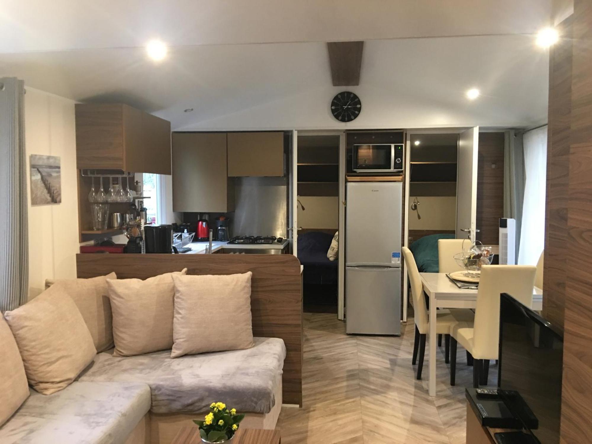 Mobilhome Familial 6 A 7 P 3 Chambres 42 M2 Saint Brevin Les Pierres Couchees Екстер'єр фото
