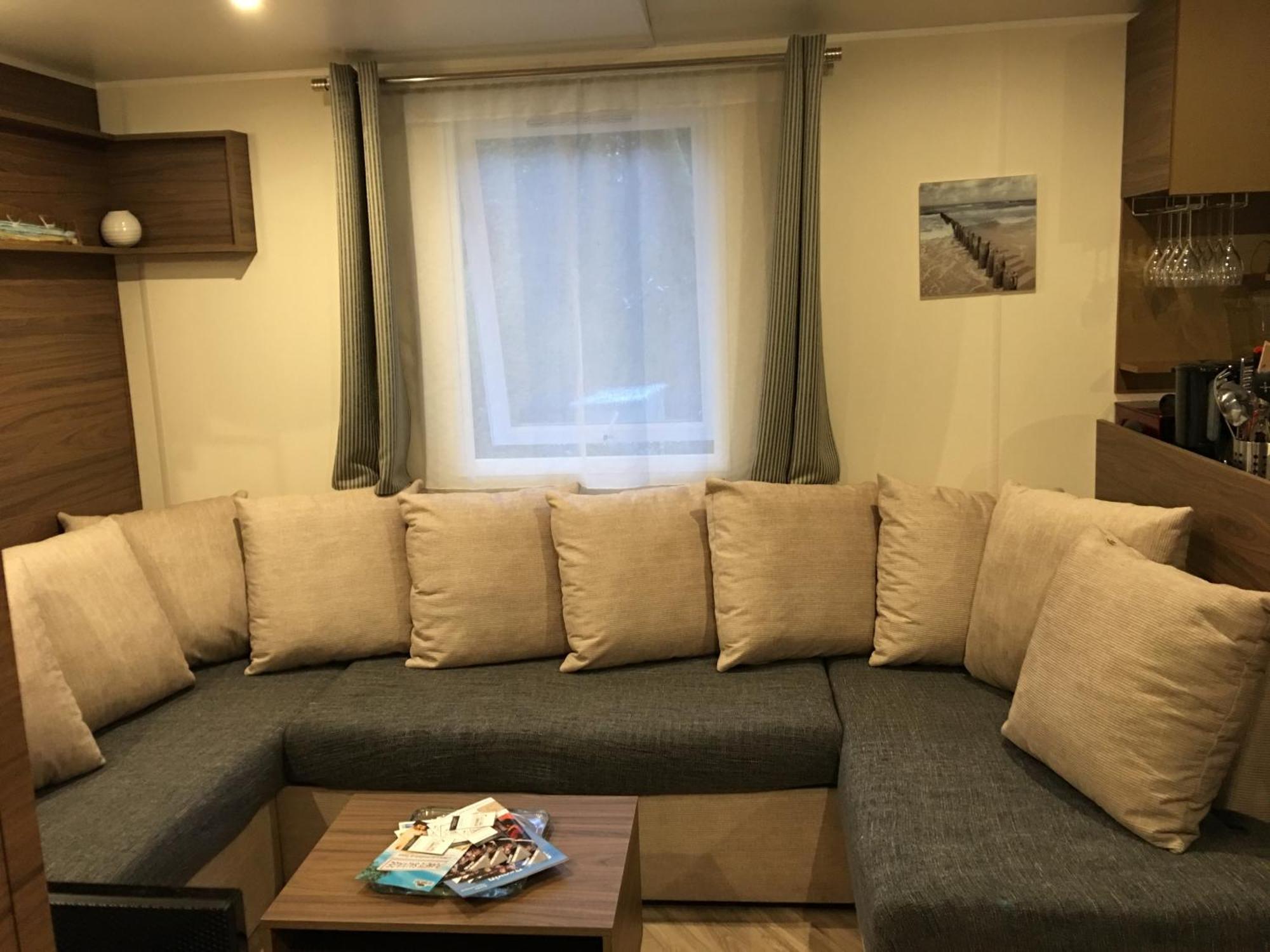 Mobilhome Familial 6 A 7 P 3 Chambres 42 M2 Saint Brevin Les Pierres Couchees Екстер'єр фото
