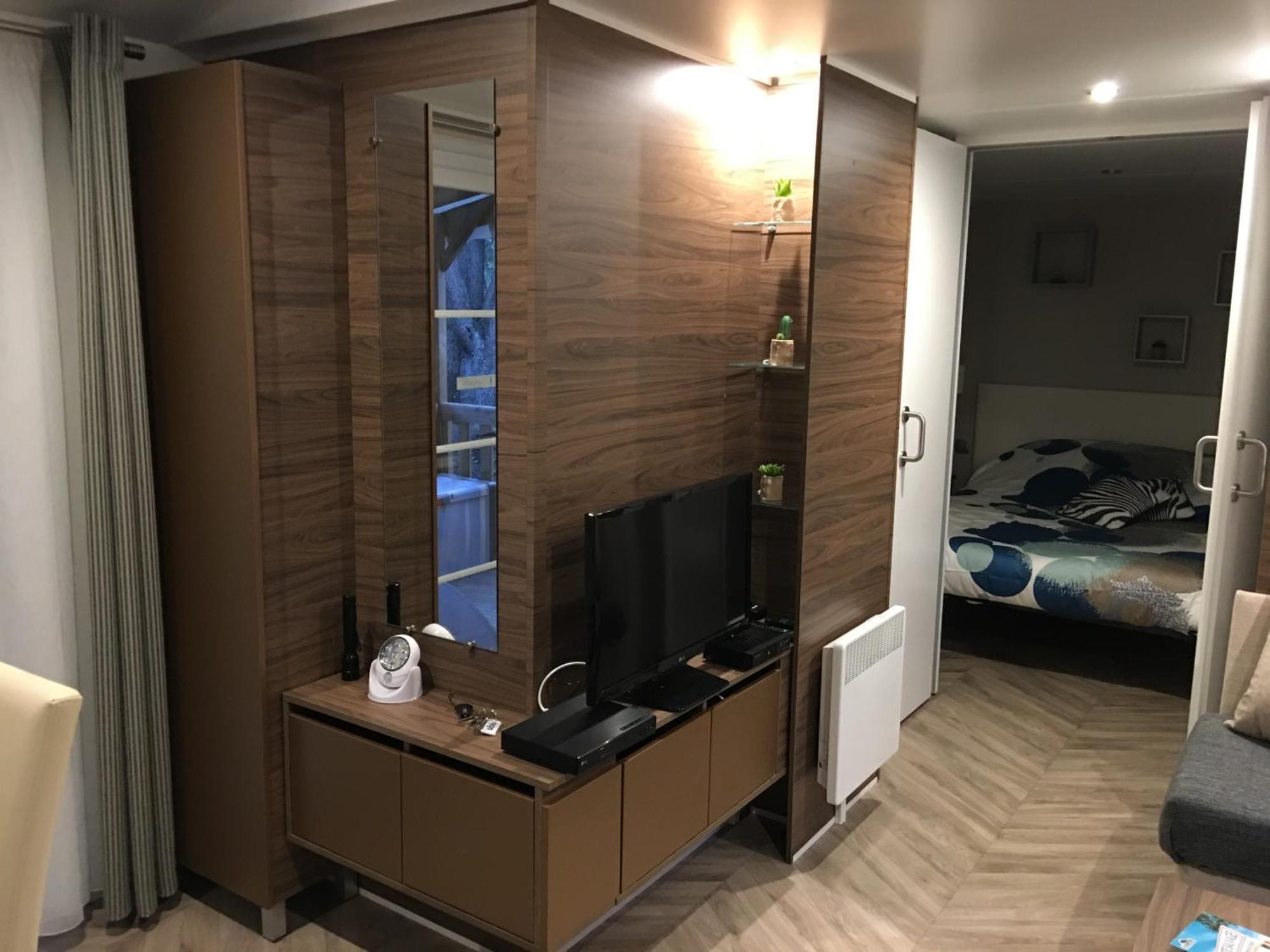 Mobilhome Familial 6 A 7 P 3 Chambres 42 M2 Saint Brevin Les Pierres Couchees Екстер'єр фото